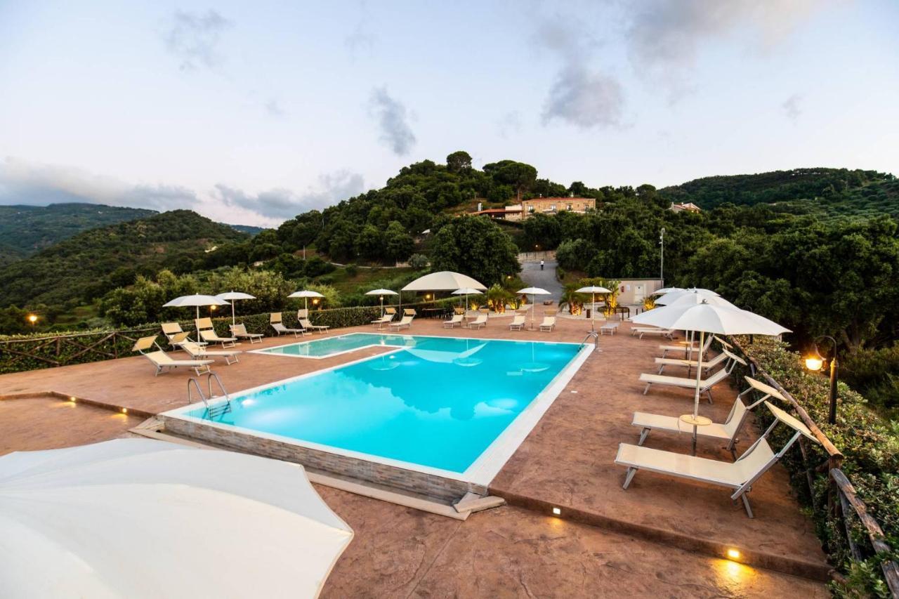 Villa Ginevra Resort Agrituristico Ficarra 外观 照片